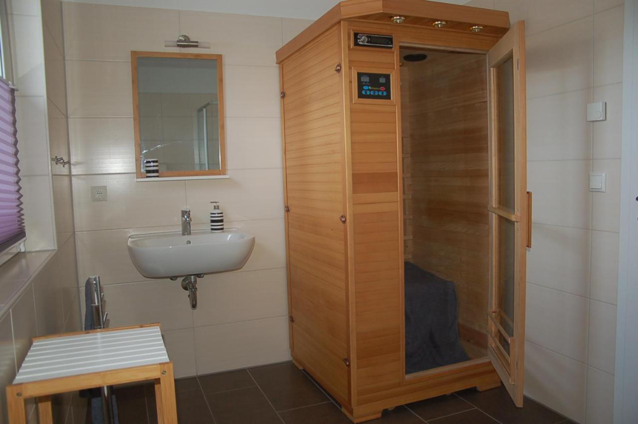 Behagliches Ferienhaus Zaunkoenig -Mit Kamin Und Sauna Tanne Ngoại thất bức ảnh