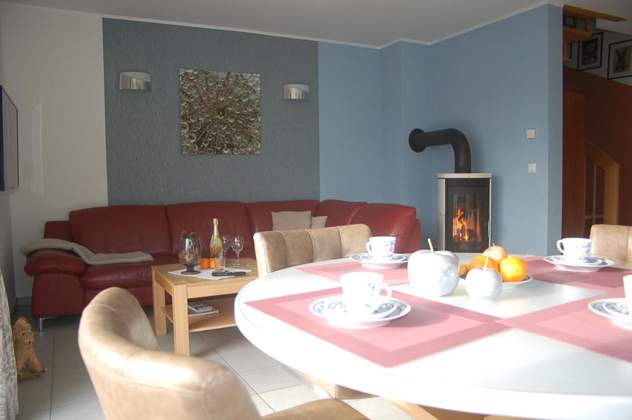Behagliches Ferienhaus Zaunkoenig -Mit Kamin Und Sauna Tanne Ngoại thất bức ảnh