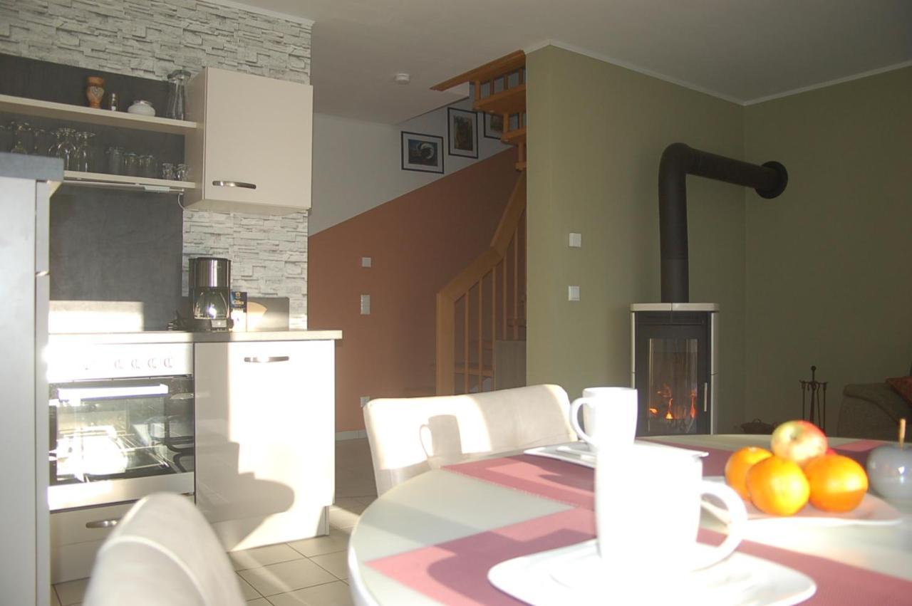 Behagliches Ferienhaus Zaunkoenig -Mit Kamin Und Sauna Tanne Ngoại thất bức ảnh